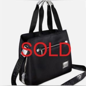 🔥Versace Tote Bag Holdall
Weekender Black Metallic Purse
Large Handbag Rare NEW
